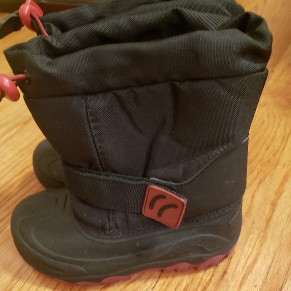 Boots - Picture 3 of 6